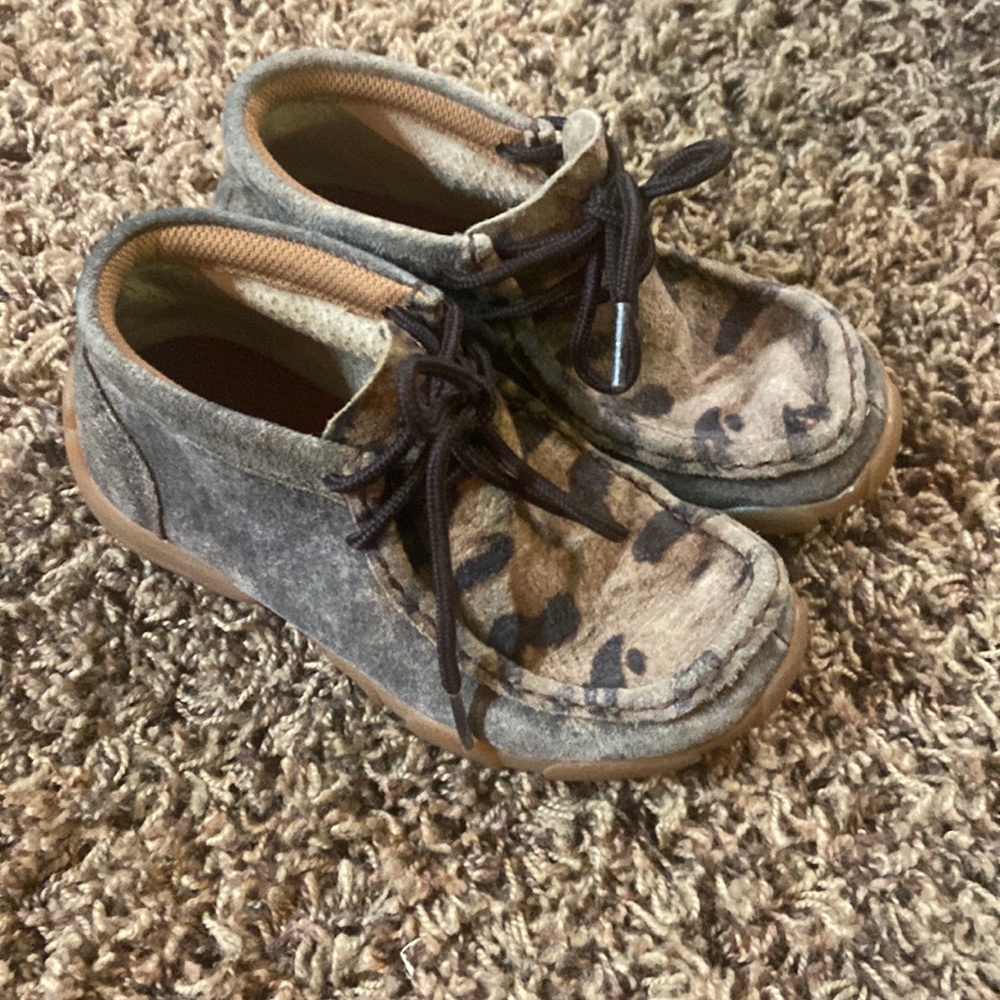 Twisted x shoes